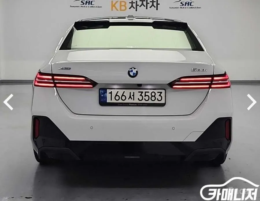 Фото 3 - BMW 5 Series