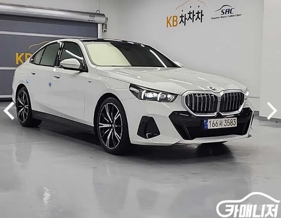 Фото 4 - BMW 5 Series