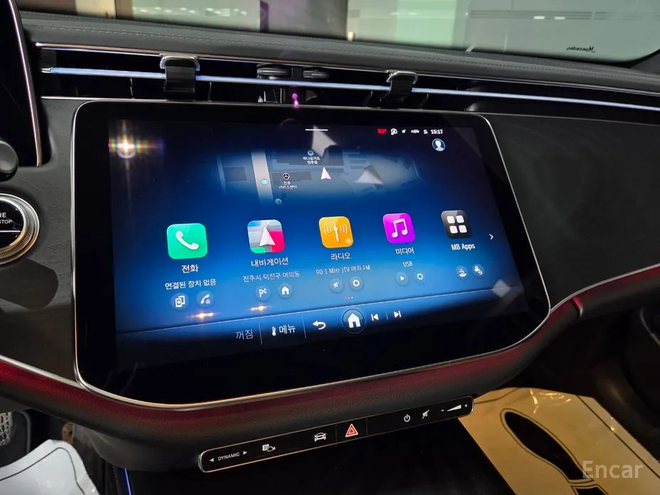 Фото 13 - Mercedes-Benz E-Class