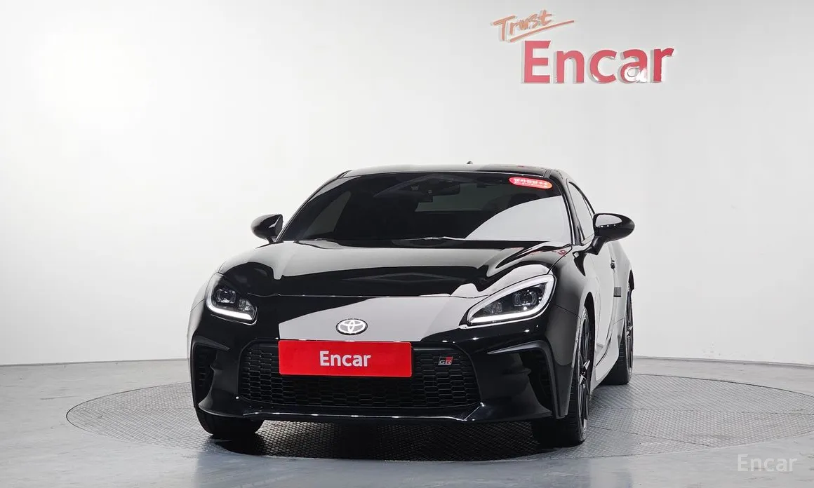 Фото 3 - Toyota 86