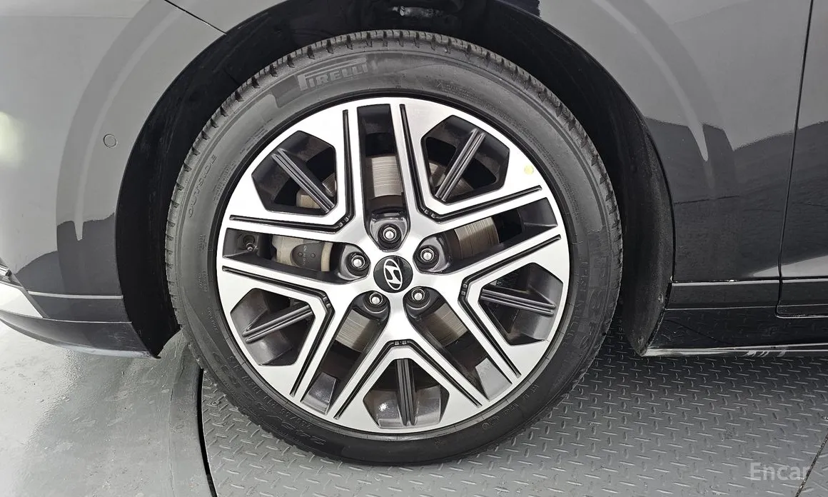 Photo 5 - Hyundai Grandeur