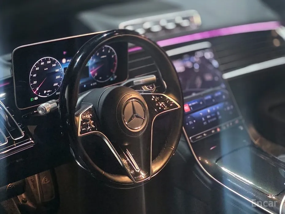 Фото 10 - Mercedes-Benz S-Class