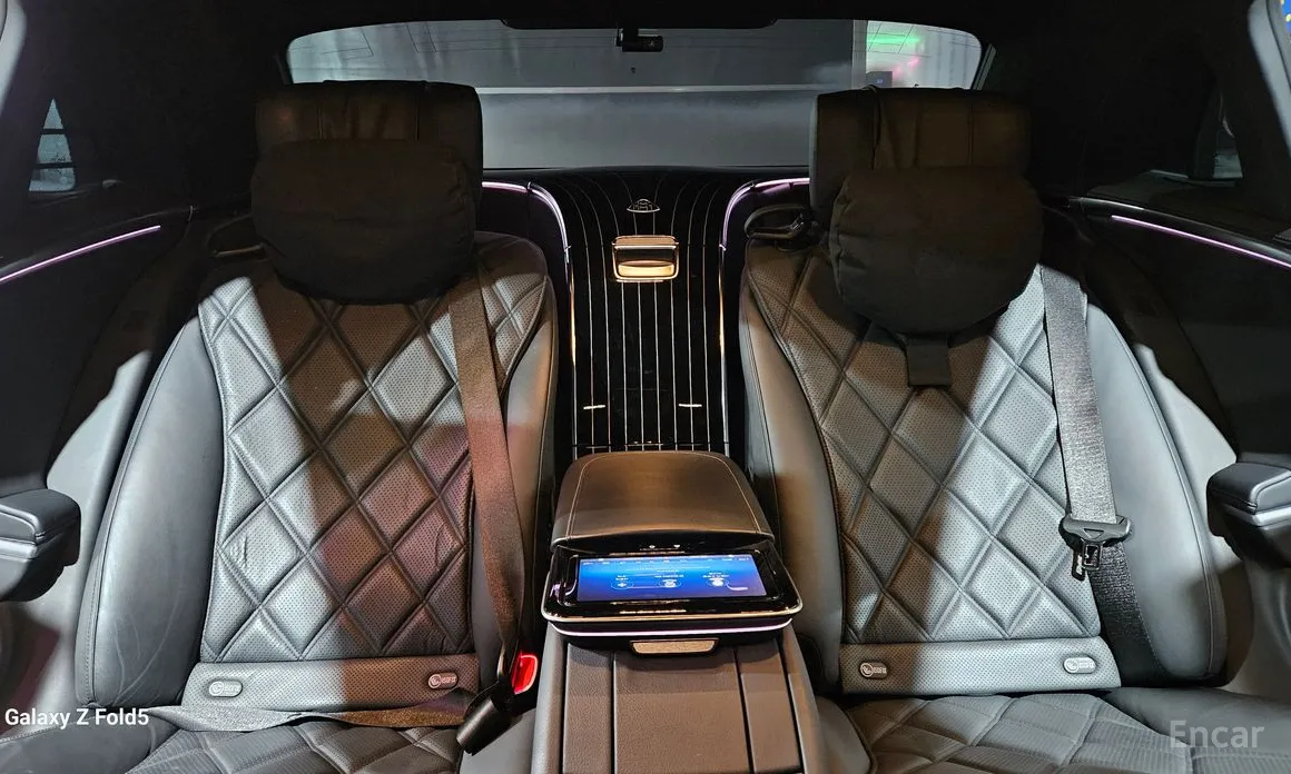 Фото 15 - Mercedes-Benz S-Class