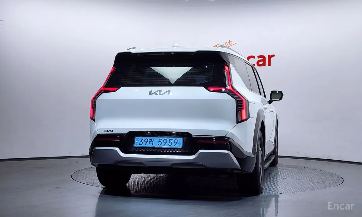 Фото 4 - Kia EV9