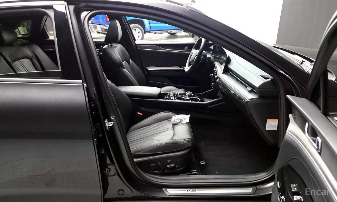 Фото 11 - Kia K5