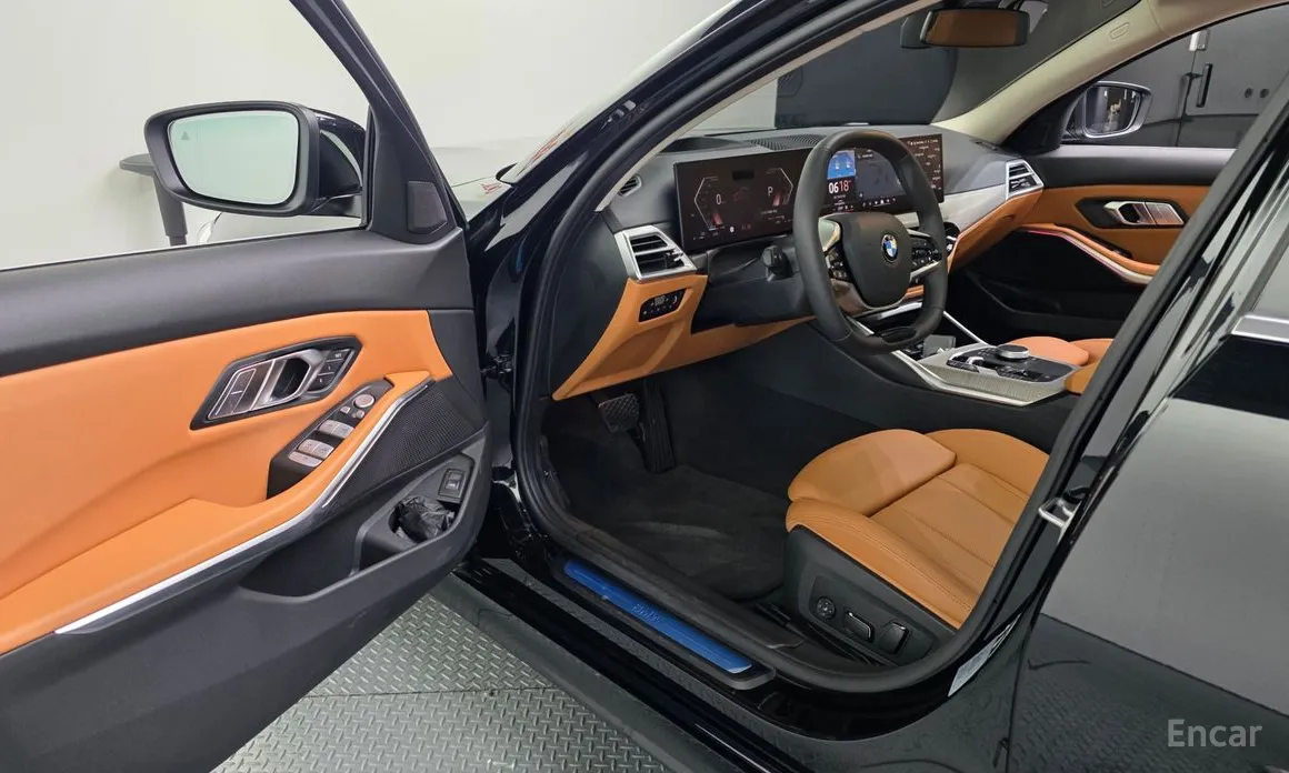 Photo 10 - BMW 3 Series