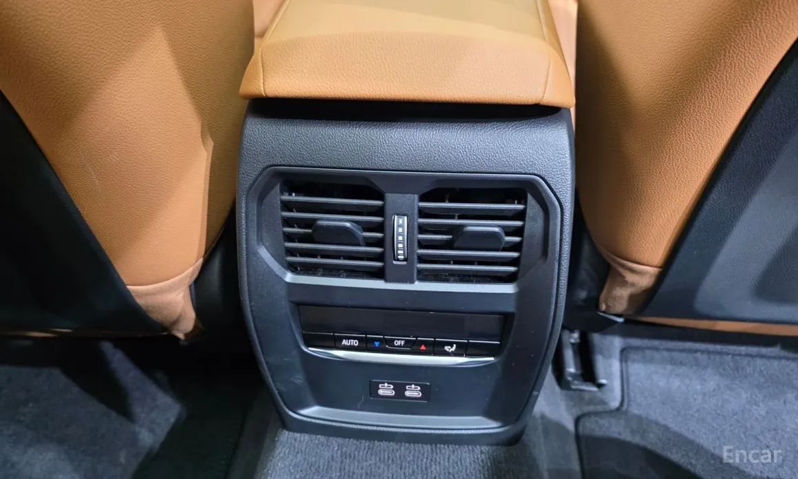 Photo 19 - BMW 3 Series