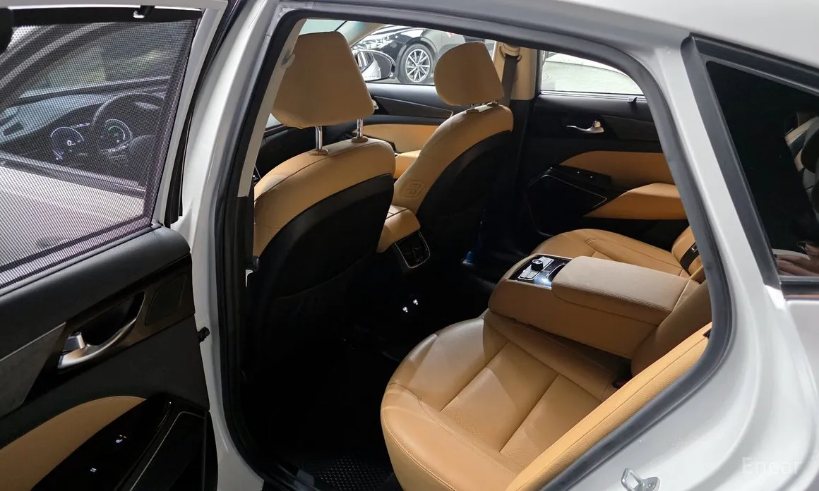 Фото 11 - Kia K7