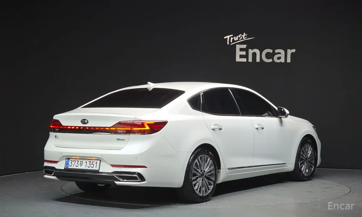 Фото 2 - Kia K7