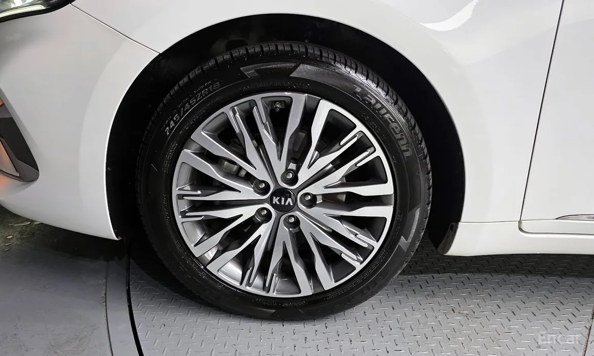Фото 5 - Kia K7