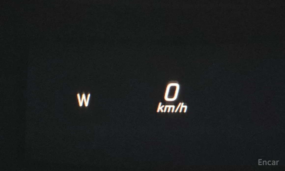 Фото 17 - Mercedes-Benz E-Class