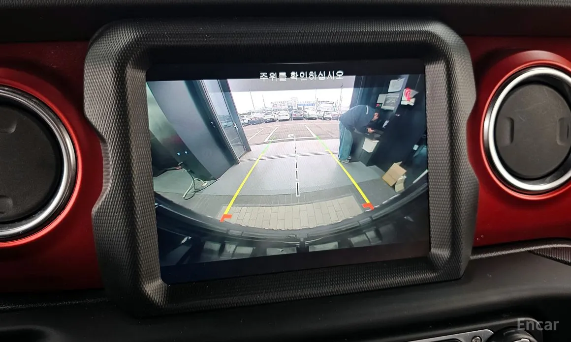 Фото 16 - Jeep Wrangler