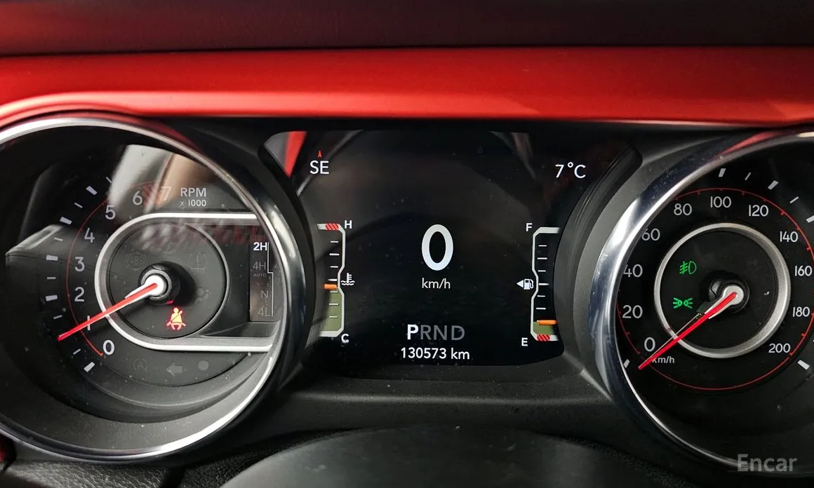 Фото 8 - Jeep Wrangler