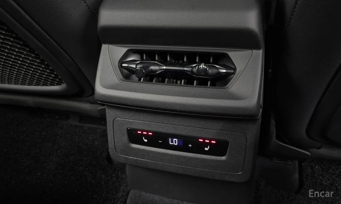 Фото 19 - Audi Q6 e-tron