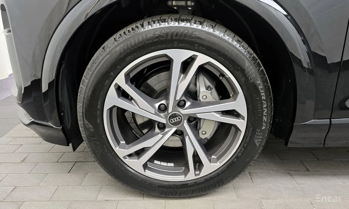 Фото 5 - Audi Q6 e-tron