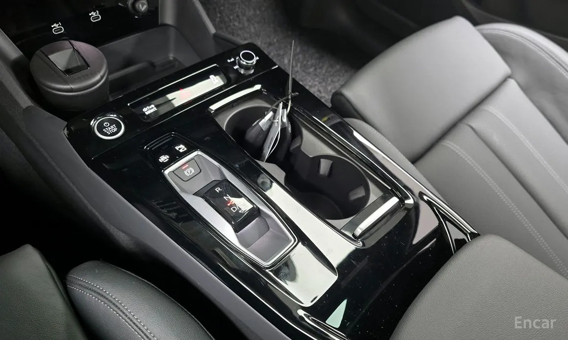 Фото 9 - Audi Q6 e-tron