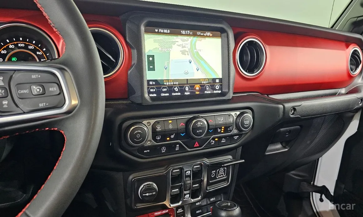 Фото 16 - Jeep Gladiator