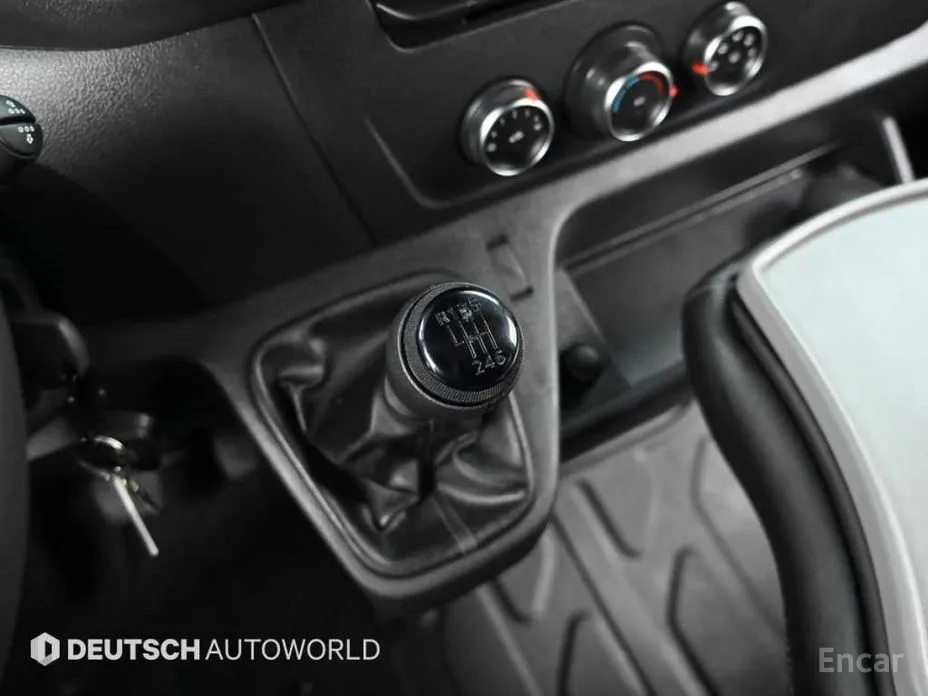 Фото 9 - Renault Master