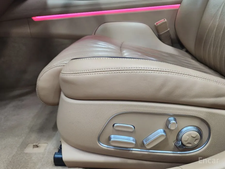 Фото 11 - Genesis G90