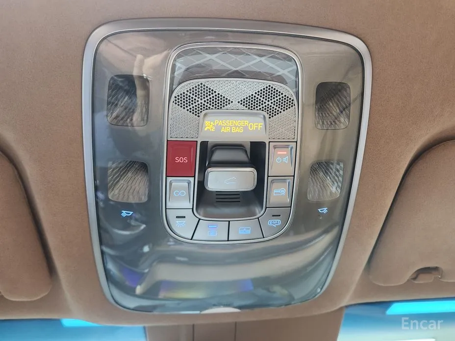 Фото 13 - Genesis G90