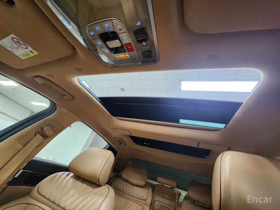 Фото 14 - Genesis G90