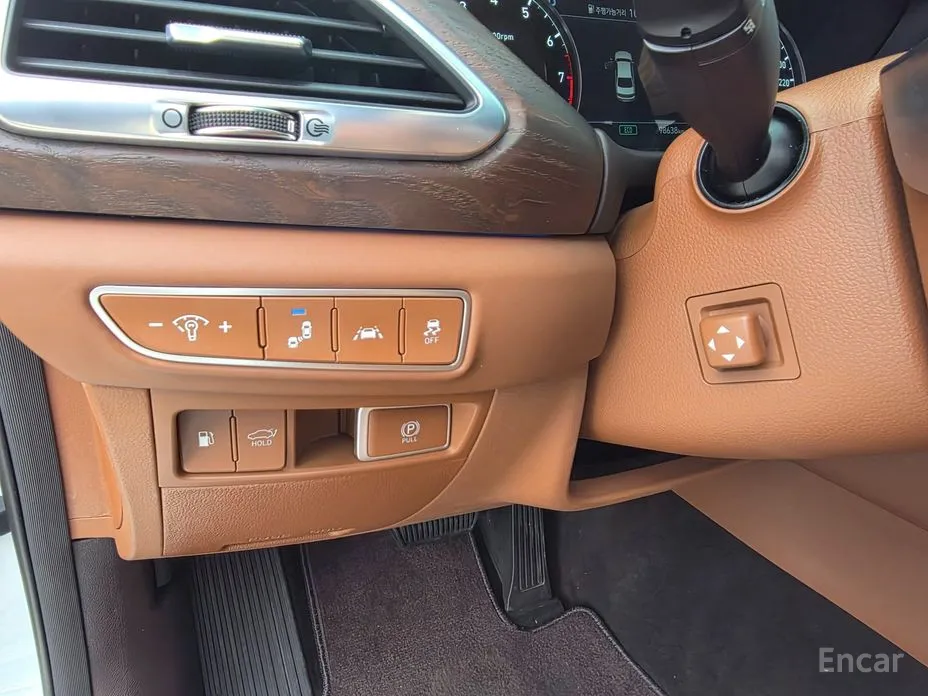 Фото 15 - Genesis G90