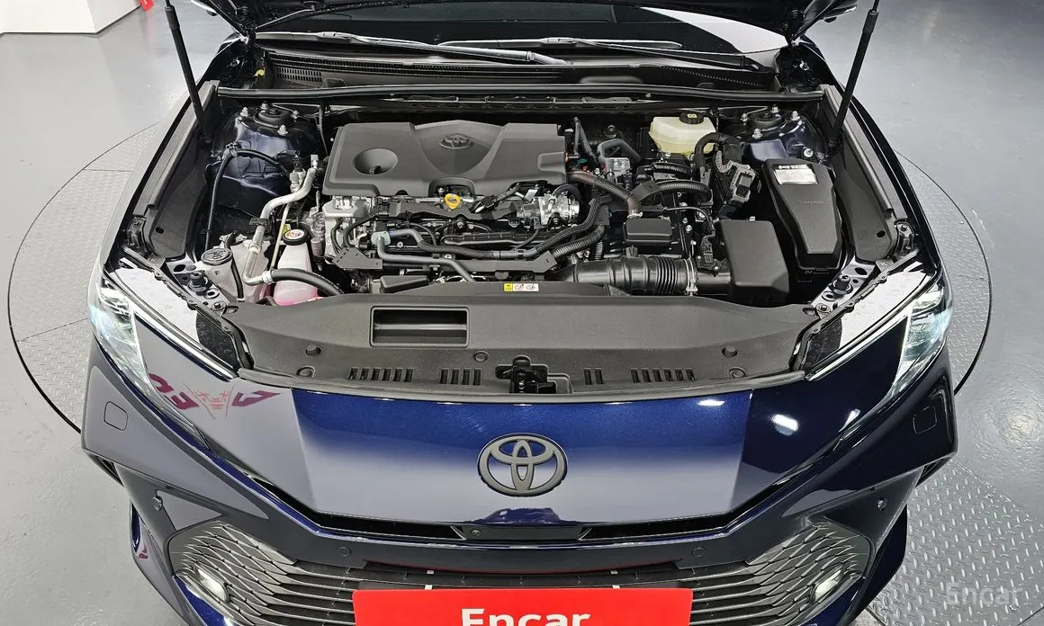 Фото 6 - Toyota Camry