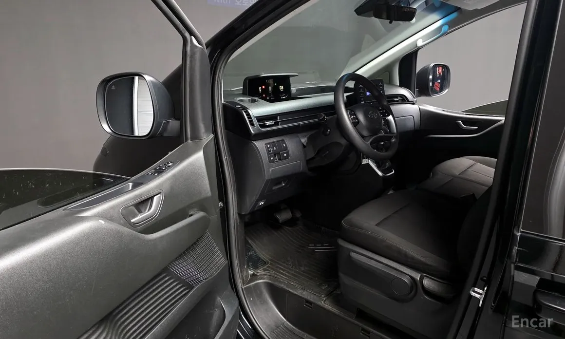 Фото 10 - Hyundai Staria