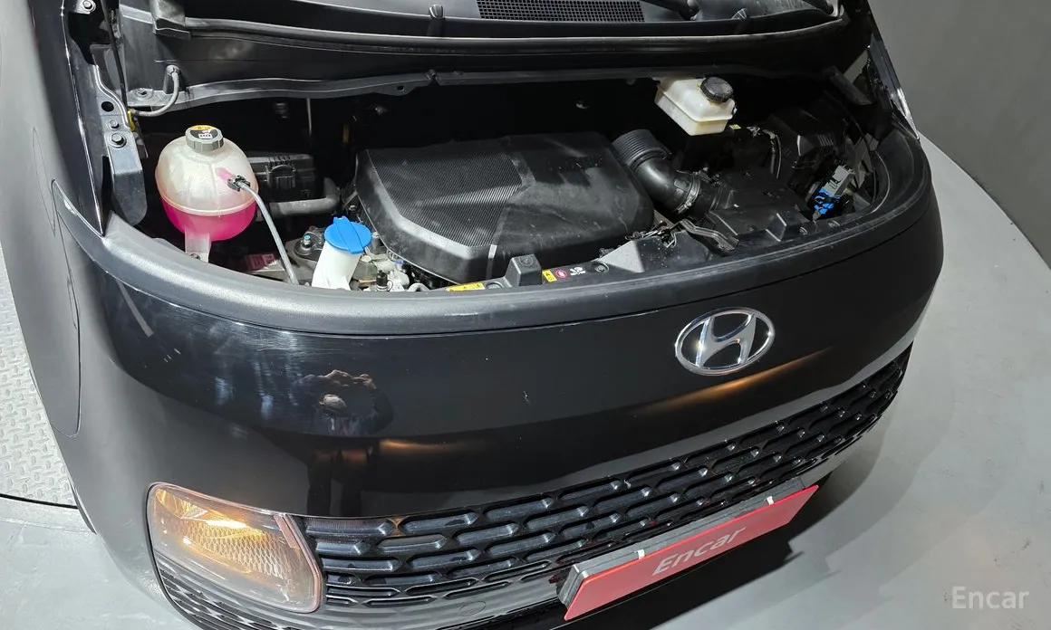 Фото 6 - Hyundai Staria