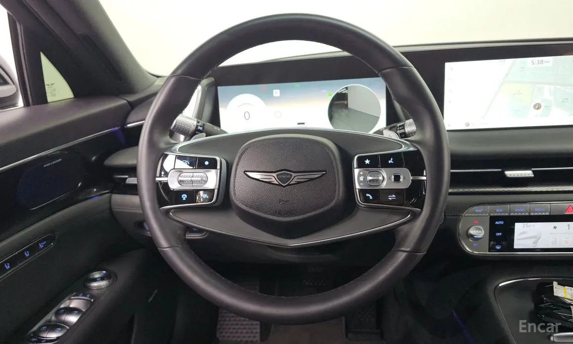 Фото 11 - Genesis G90