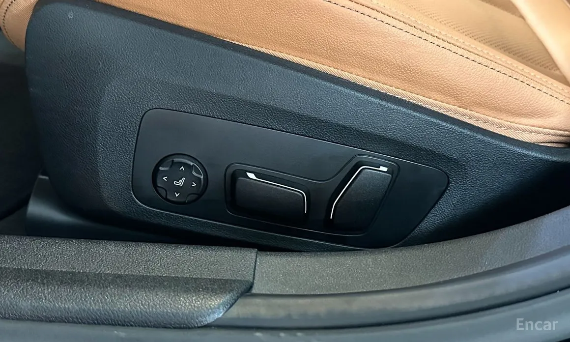 Photo 15 - BMW 3 Series