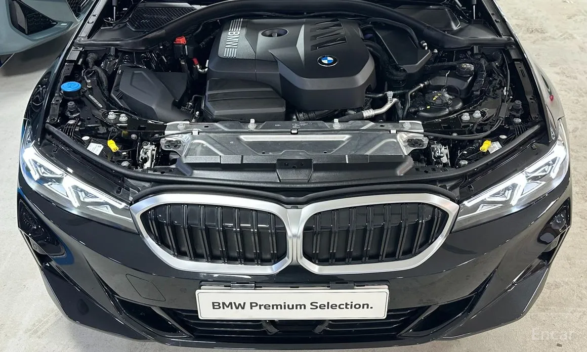 Photo 6 - BMW 3 Series