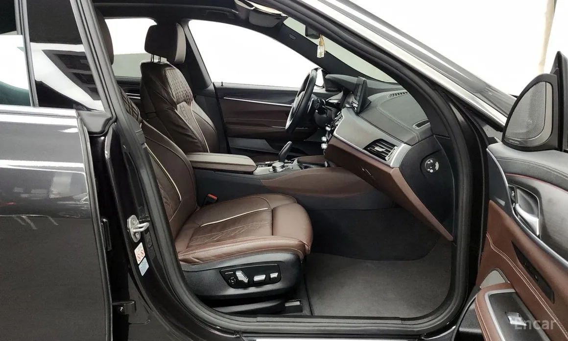 Фото 11 - BMW Gran Turismo