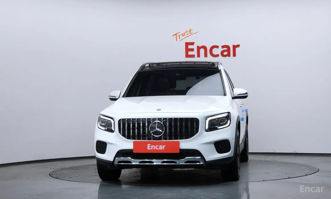 Фото 3 - Mercedes-Benz GLB-Class