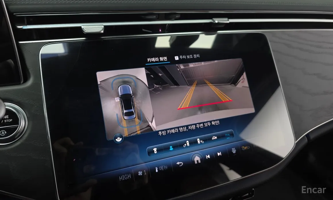 Фото 16 - Mercedes-Benz E-Class