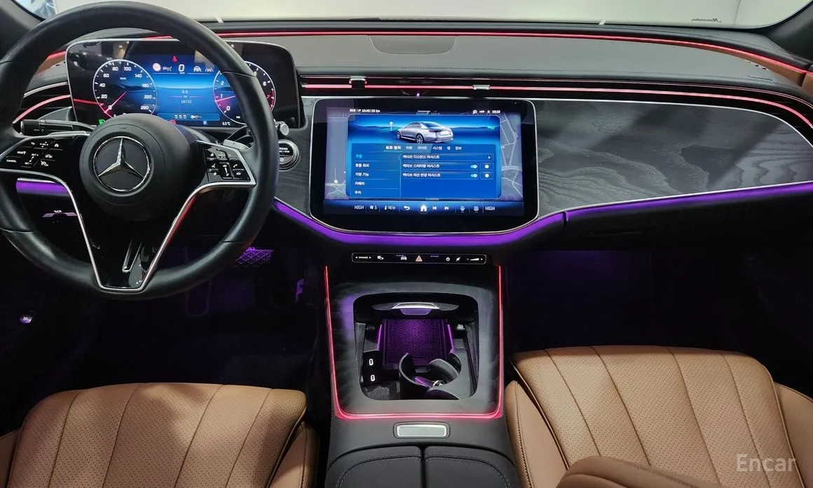 Фото 8 - Mercedes-Benz E-Class