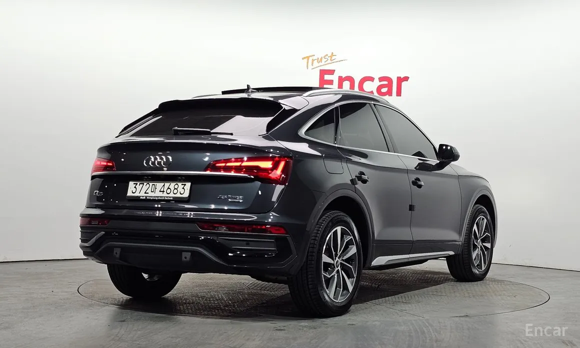 Фото 2 - Audi Q5