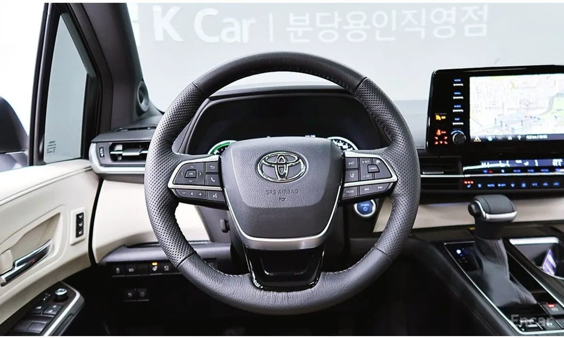 Фото 14 - Toyota Sienna