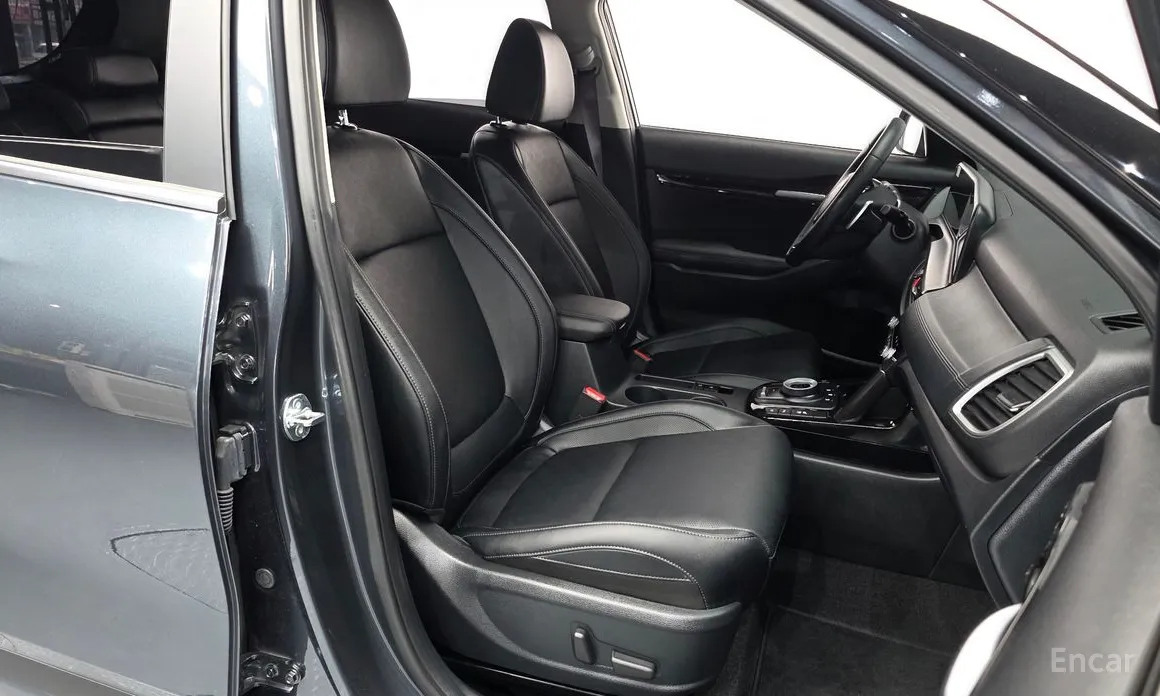 Фото 10 - Kia Seltos