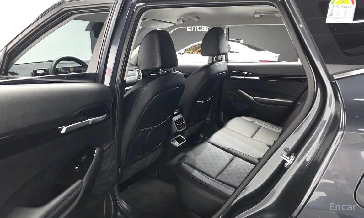 Фото 12 - Kia Seltos