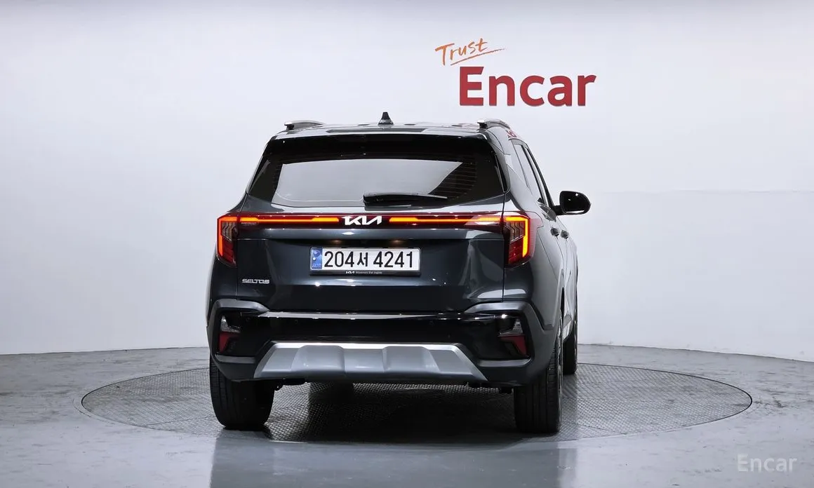 Фото 4 - Kia Seltos
