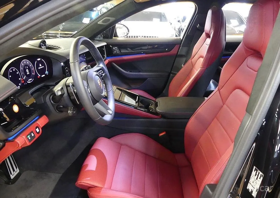 Фото 10 - Porsche Panamera