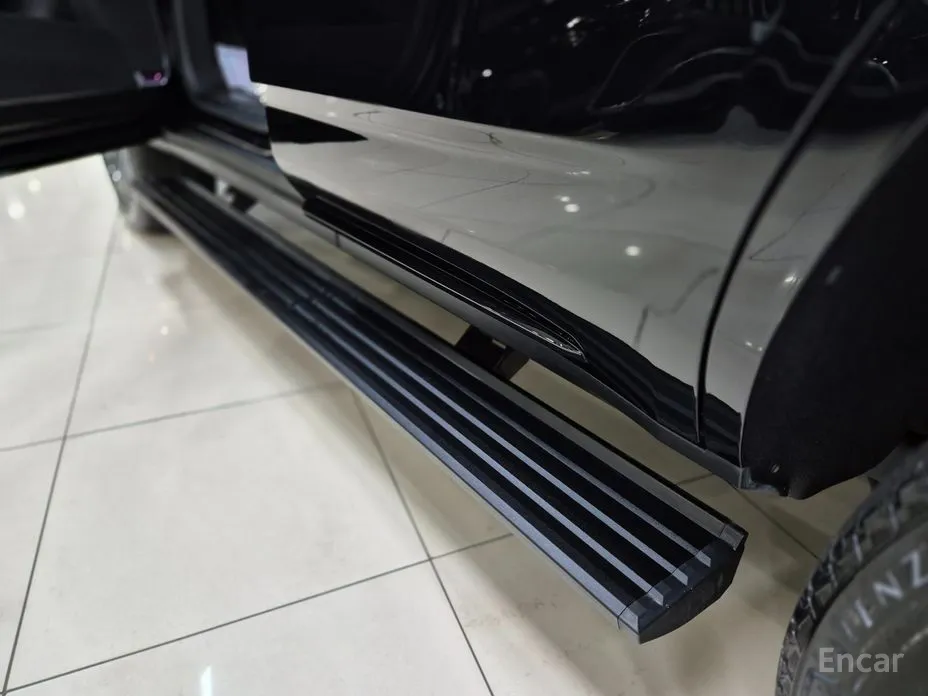 Фото 10 - Cadillac Escalade