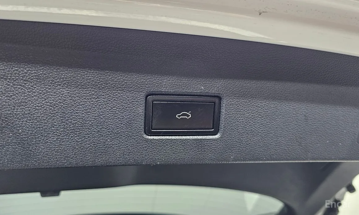 Фото 19 - Volkswagen T-Roc