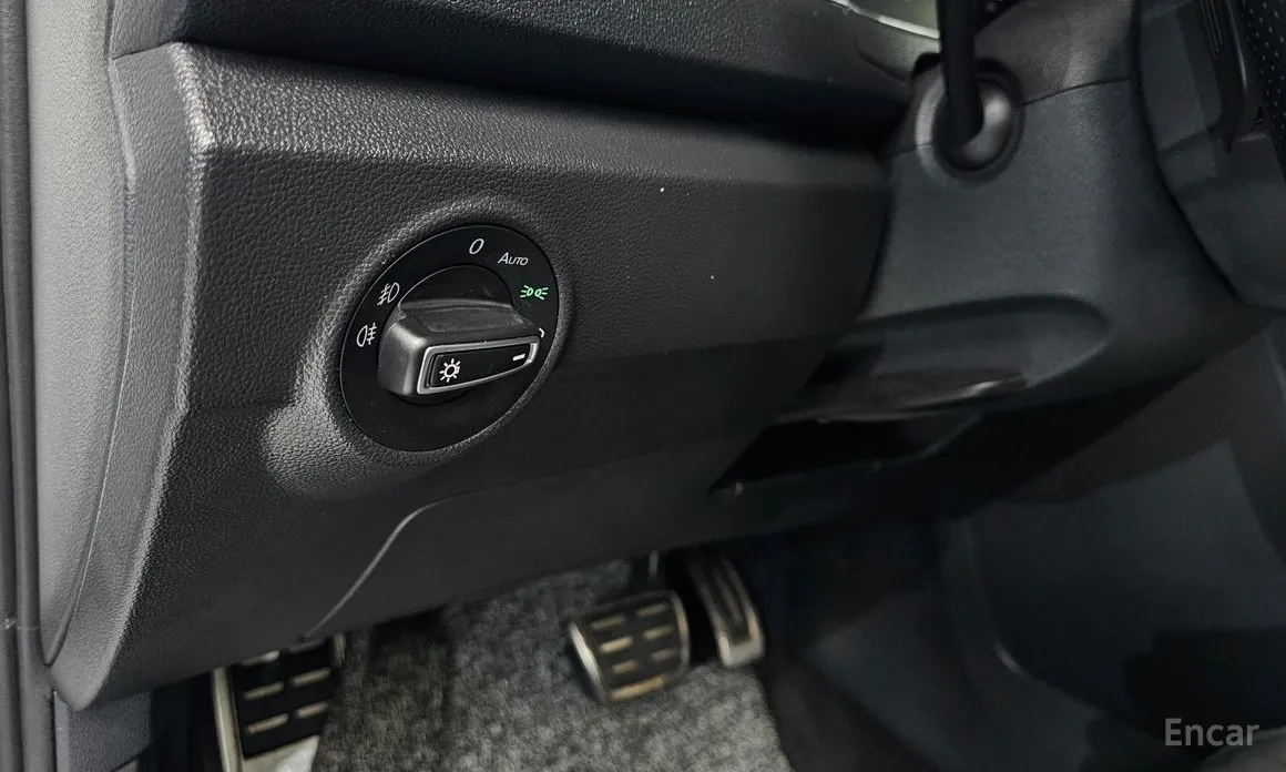 Фото 20 - Volkswagen T-Roc