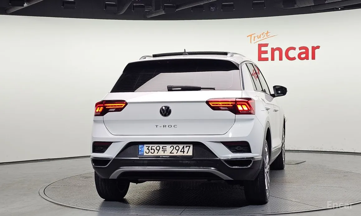 Фото 4 - Volkswagen T-Roc