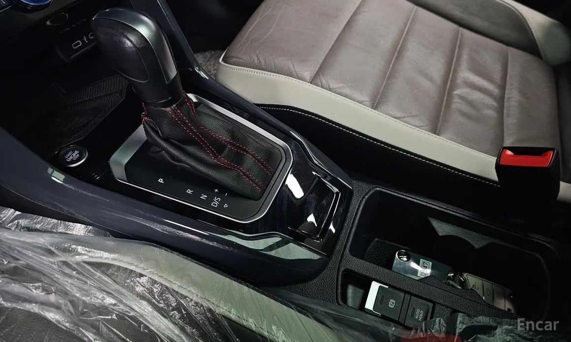 Фото 9 - Volkswagen T-Roc