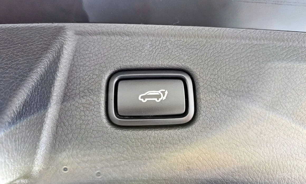 Фото 18 - Kia Mohave