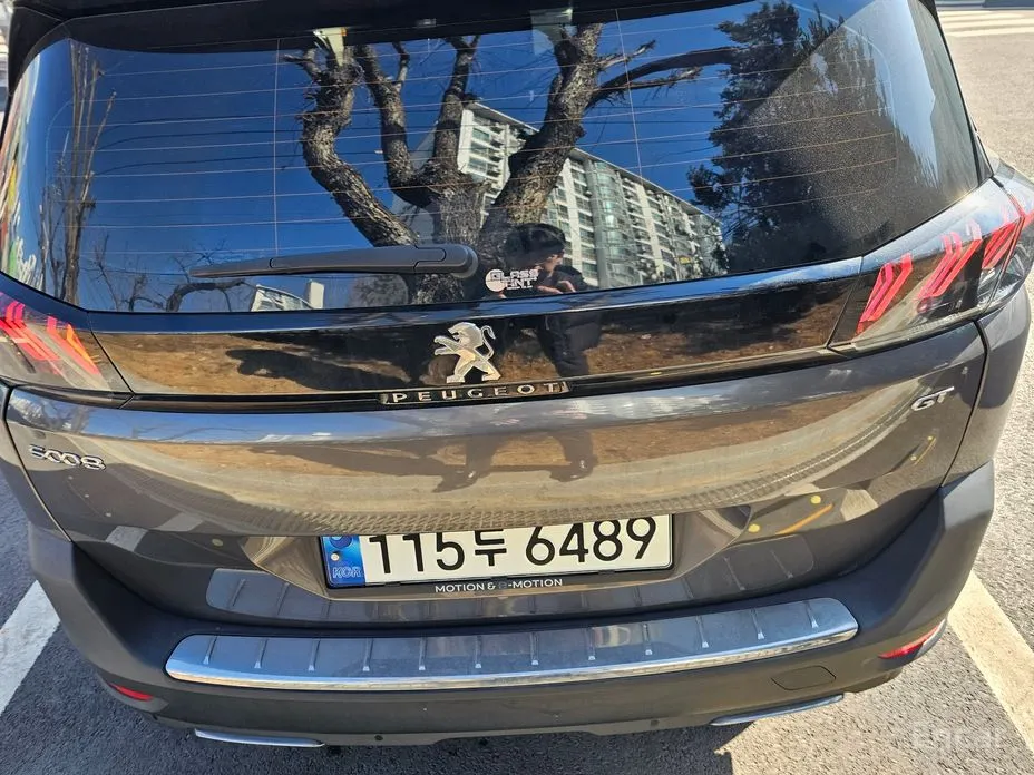 Фото 3 - Peugeot 5008