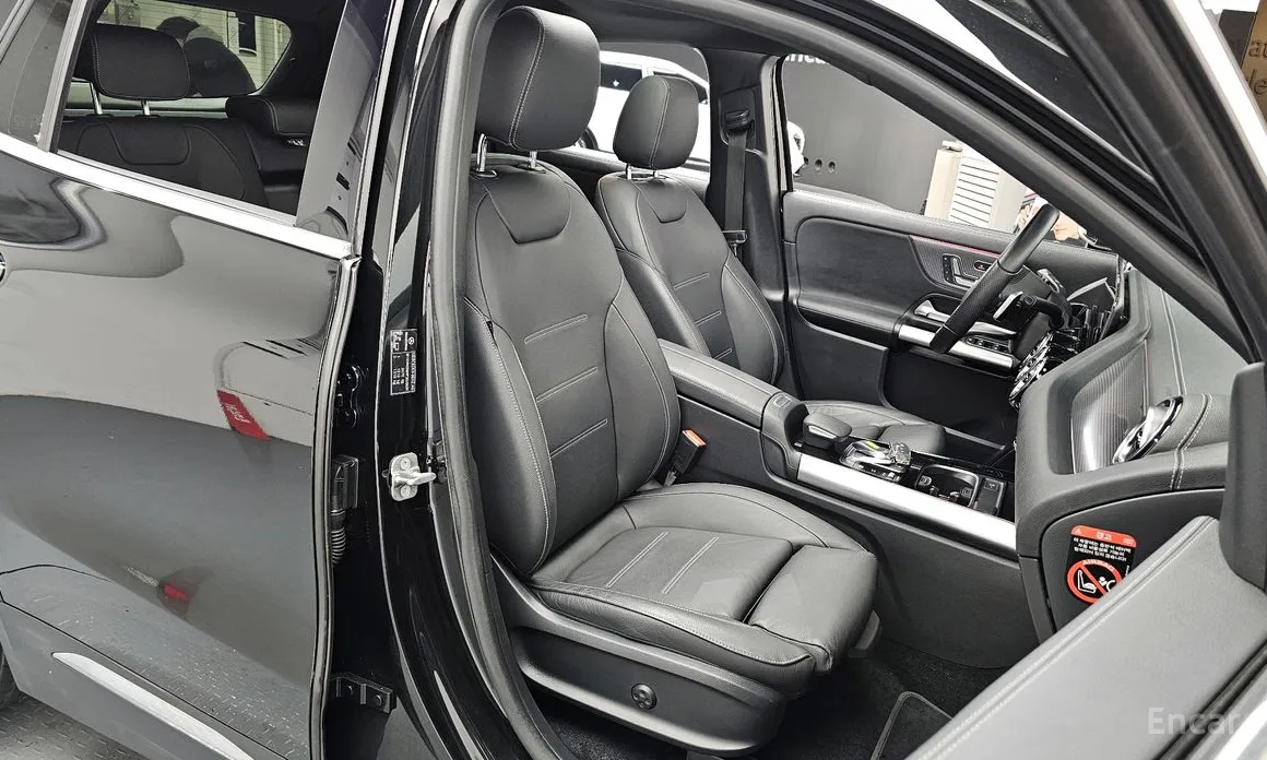 Фото 12 - Mercedes-Benz EQA